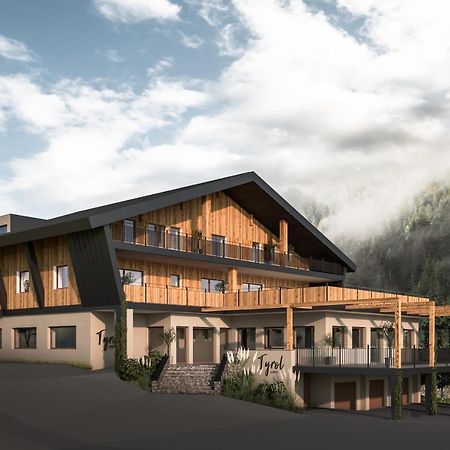 Tyrol Living & Cafe Apartman Nova Levante Kültér fotó